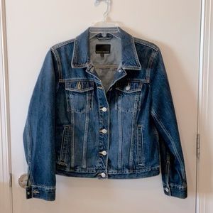 Banana Republic Denim Jacket - Petite L